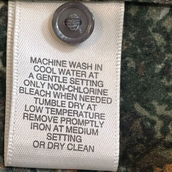 Lord & Taylor Vintage Polyester Snake Print Long Sleeve Pull On Oversized Blouse - Picture 6 of 7